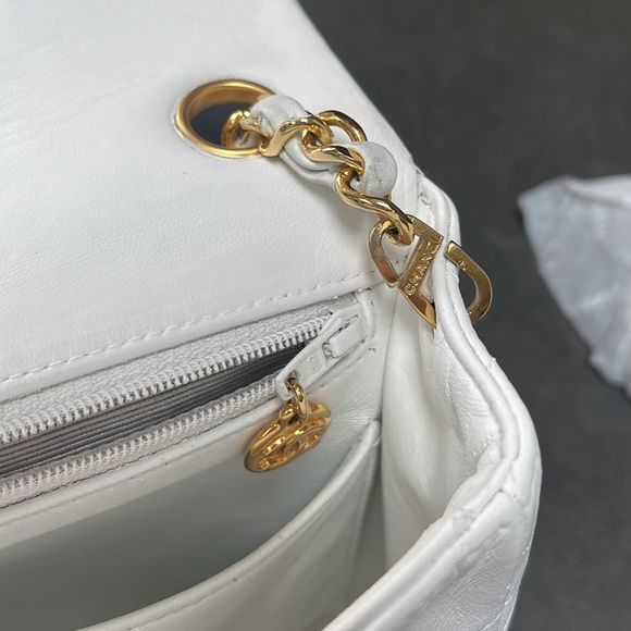 ❌sold❌ Chanel Mini Square Classic Flap Bag 24K Lambskin - Picture 11 of 17